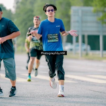 Runner Photo 6437906