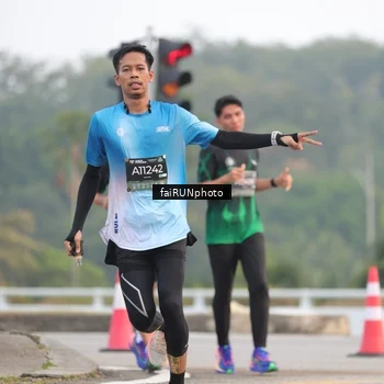 Runner Photo 6437923