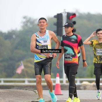 Runner Photo 6437924