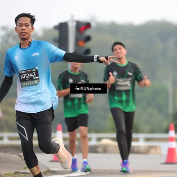 Runner Photo 6437956