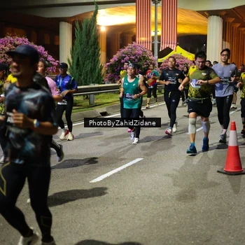 Runner Photo 6437965