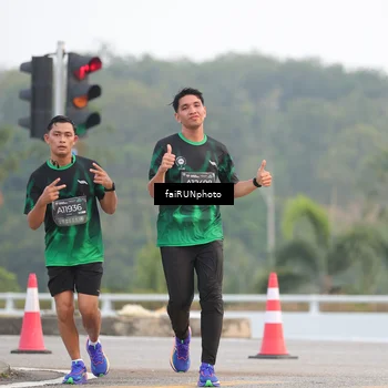 Runner Photo 6437986