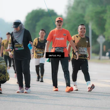 Runner Photo 6438001