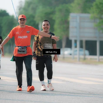 Runner Photo 6438004