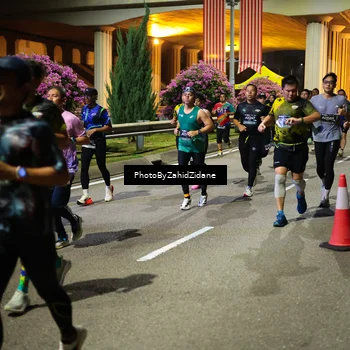 Runner Photo 6438013