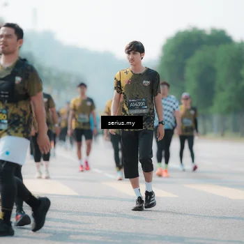 Runner Photo 6438033