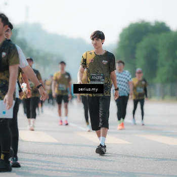 Runner Photo 6438037