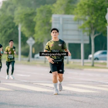 Runner Photo 6438041