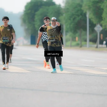 Runner Photo 6438060