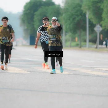 Runner Photo 6438061