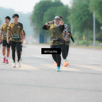 Runner Photo 6438071