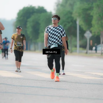 Runner Photo 6438097