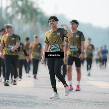 Runner Photo 6438104