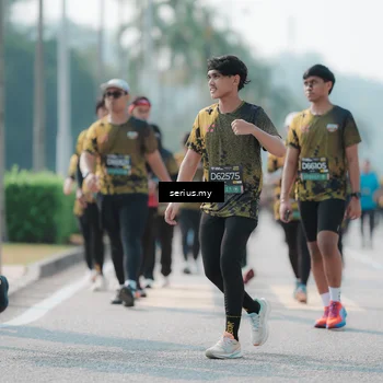 Runner Photo 6438116