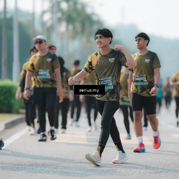 Runner Photo 6438120