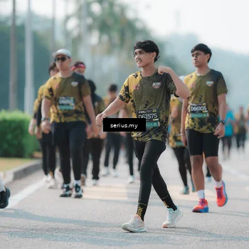 Runner Photo 6438122