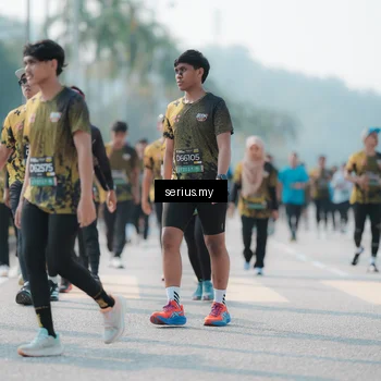 Runner Photo 6438125