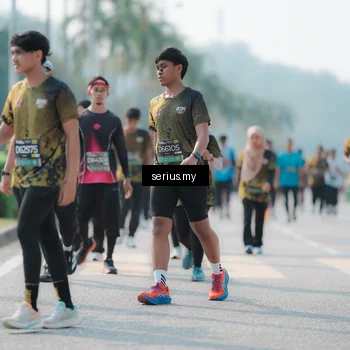 Runner Photo 6438126