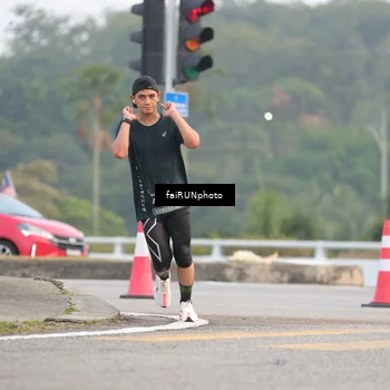 Runner Photo 6438150