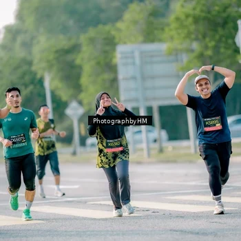 Runner Photo 6438157