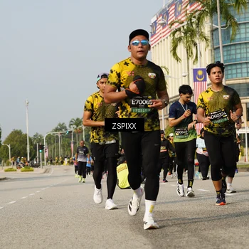 Runner Photo 6438170