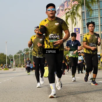 Runner Photo 6438176
