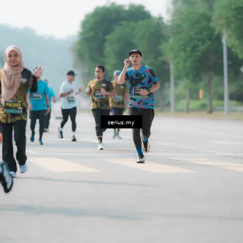 Runner Photo 6438189