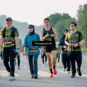 Runner Photo 6438191