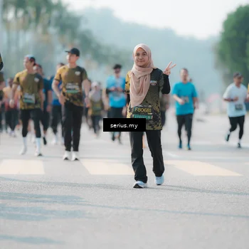 Runner Photo 6438192