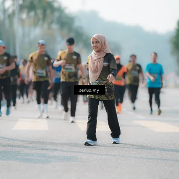 Runner Photo 6438200