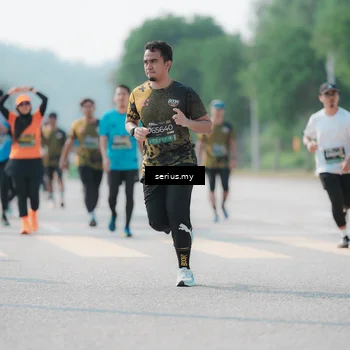 Runner Photo 6438214