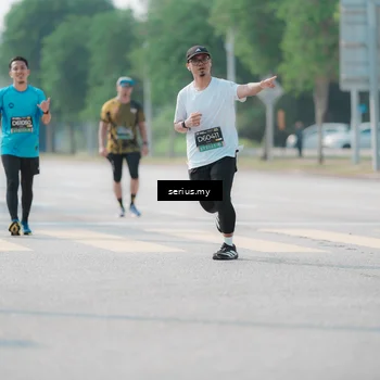 Runner Photo 6438238