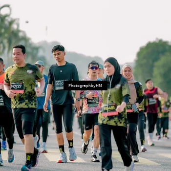 Runner Photo 6438241