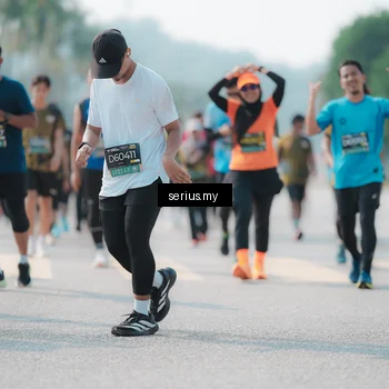 Runner Photo 6438251