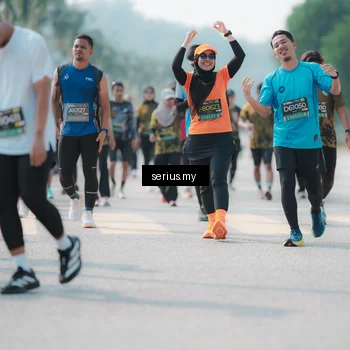 Runner Photo 6438255