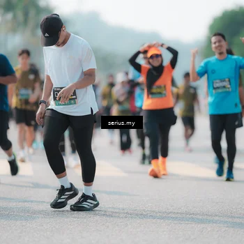 Runner Photo 6438256