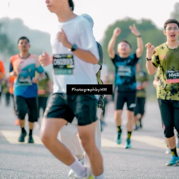 Runner Photo 6438260