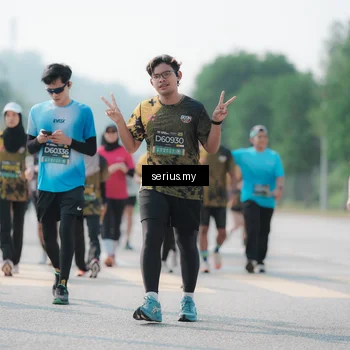 Runner Photo 6438272