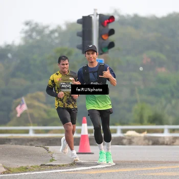 Runner Photo 6438275