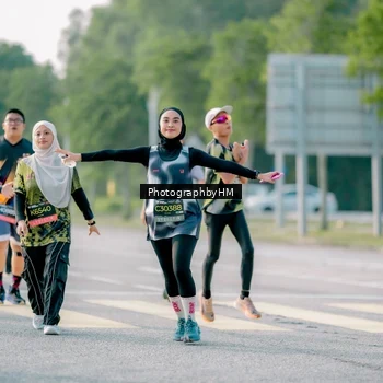 Runner Photo 6438350