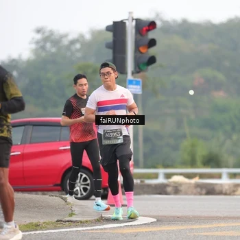 Runner Photo 6438408
