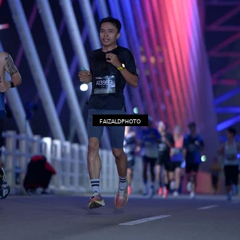 Runner Photo 6438411