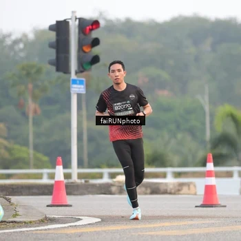 Runner Photo 6438412