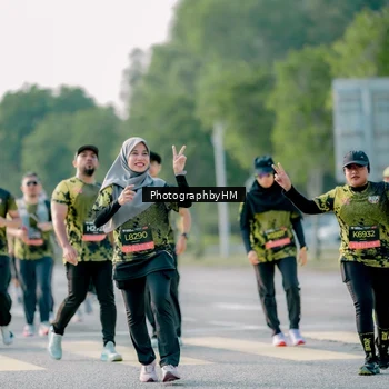 Runner Photo 6438421