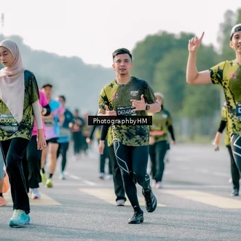 Runner Photo 6438422