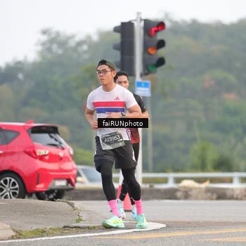 Runner Photo 6438446