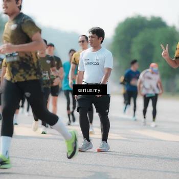 Runner Photo 6438497