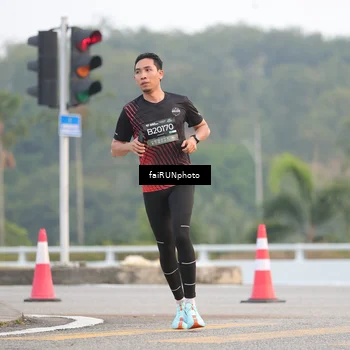 Runner Photo 6438498