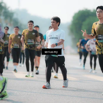 Runner Photo 6438503