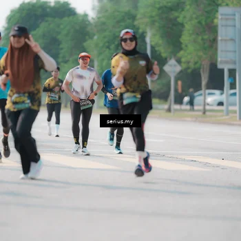 Runner Photo 6438520